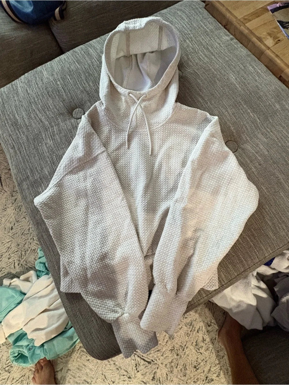 Women’s Textured Hooded Sweater - Light Beige